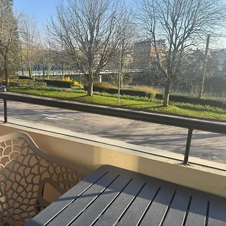 Apartman T3 Avec Balcon, Quartier Recherche