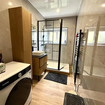 Apartman T3 Avec Balcon, Quartier Recherche