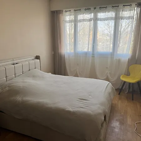 T3 Avec Balcon, Quartier Recherche