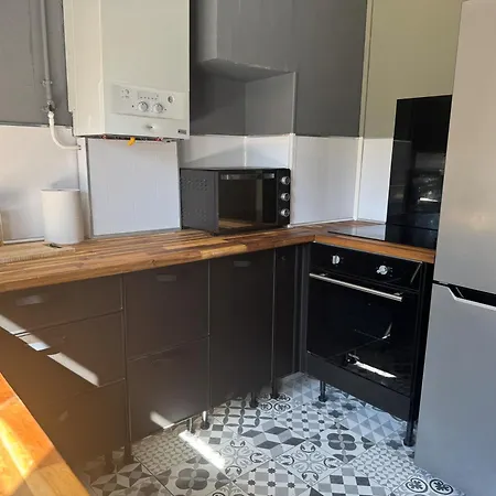 T3 Avec Balcon, Quartier Recherche